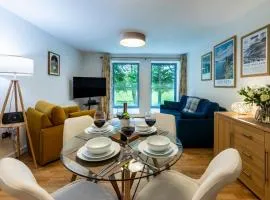 Calder apartment Raven Wing