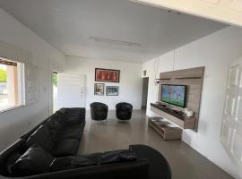 Casa de praia doce lar, hotel a Atalaia