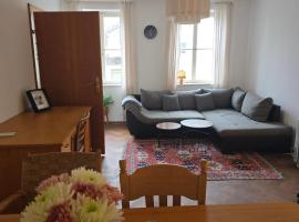 Historic Merchant House - History & Modernity, хотел в Kellmünz
