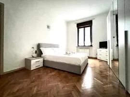 BIG Smart Goldoni - Duomo M4 Linate
