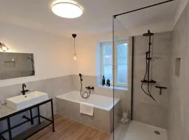 Historic Merchant House - History & Modernity