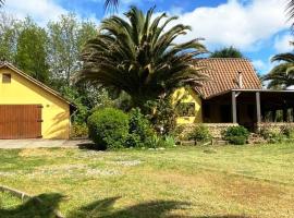 Hermosa Casa de campo con vista a la montaña, hotel i Maule
