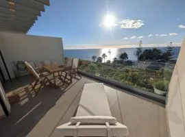 Breathtaking Oceanfront Living, Sunset Facing 3-Bedroom Flat in Acqua Residences