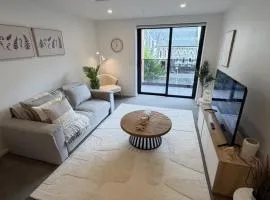 Spacious 1BR Apartment in Manchester Street