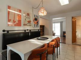 Waterfront - 15 min Tremblant - Fireplace, hotel em La Conception