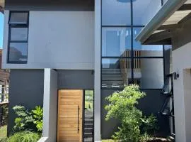 Stylish Modern Home in Salta Sibaya, Umdloti