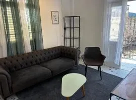 Cozy apt - self check in - downtown Haifa