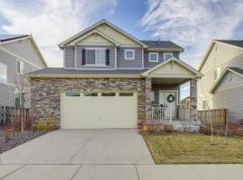 Home Gym and Fenced Backyard Aurora Family Home!, hotel a Watkins