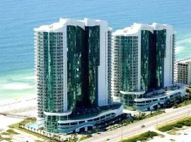 Turquoise Place 704C - Sleeps 8 - Private Hot Tub - Gulf Front - Prickett Properties