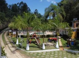 Recanto dos Carvalhos - Pousada Camping