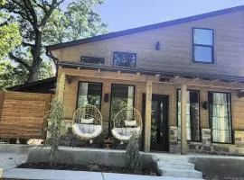 The Pointe Guesthouse