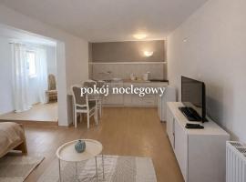 Pokój noclegowy, hotel a Józefowo