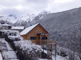 Chalet 6 personnes, vue splendide sur la montagne, AAS, khách sạn ở Eaux-Bonnes