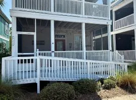 Coastal Cottage Near Beach with Pool and Hot Tub Access
