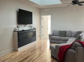The Skylight Retreat - Private 3BR Home in Saint Paul, hotelli kohteessa Saint Paul