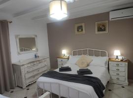 En Poniente, Hotel in La Línea de la Concepción