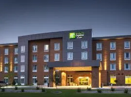 Holiday Inn Express and Suites Madison Central by IHG