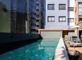 Apartamento Luxuoso a 5 minutos do Rio Vermelho