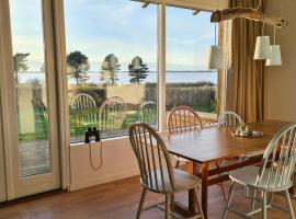 Nature Cabin With View By The Falster Coast, Hotel in Stubbekøbing