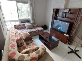 Cozy Queen bed room in zamalek with garden view and balcony