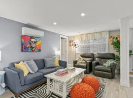 Pet-Friendly Beachside Condo + Parking on Comm St