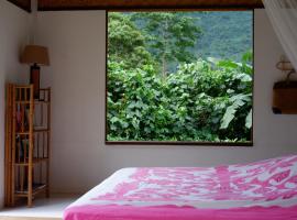 Fare Malou, Hotel in Vaïare