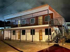 Los Cerezos, hotel di El Quisco