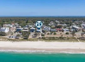 Woorim Beach House with Water Views