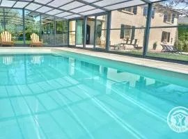 Gîtes spacieux avec piscine privative, sauna, animaux acceptés et parking, jusqu'à 18 personnes - FR-1-496-382