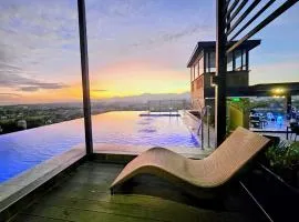 La Grande Residence 1BR Corner unit Phase 2-710