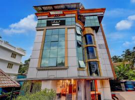 Super Collection O Govt Engineering College Formerly Anby Plaza, hotel in Kazhakuttam
