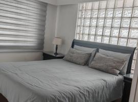 Yakhe self-catering Cozy styled 1 bedroomed, khách sạn ở Edenvale