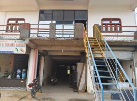 Hotel O Lucky Inn, hotel di Pipraich