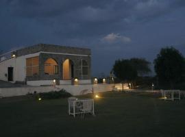 Jawai Skylark Resort، فندق في Mori Bera