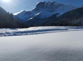 Auberge Buissonniere, hotel em Gresse-en-Vercors