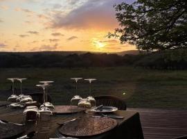 Mkhuze Trails Lodge, Hotel in Hluhluwe