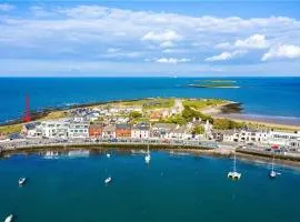 The Captains Wheel and Anchor