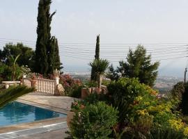 Garden of Eden Villa, hotel near Saint Neophytos Monastery, Paphos