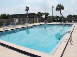 Pelican Inlet A206- Pool Access & Tennis Courts condo