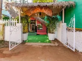 Sea Shades Cottages I Private Jacuzzi