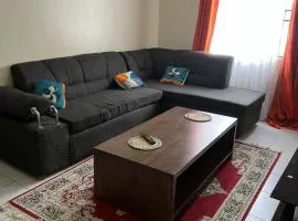 3 bedroom house buxton