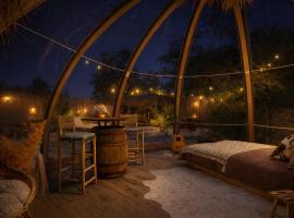 BOHO LODGE - Nuit insolite - Romantique & Spa, hotel a Lagnieu
