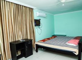 Ponnus Residency Attingal, hotel i Attingal