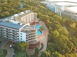 Берлин Грийн Парк - детски и младежки център