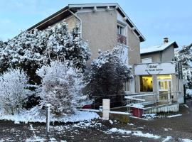 Hôtel Au Val De Saône Free Parking, hotel a Sathonay-Camp