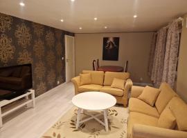 cozy apartment for holidays and short trips, хотел в Gjerdrum