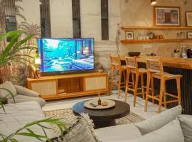 Homey Villa