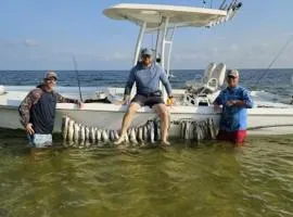 Legend oaks fish camp rooms 1-6