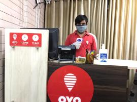 OYO Chaithanya Complex, viešbutis mieste Muttam