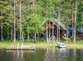 Holiday Home Huvilakoti 1 by Interhome: Puromäki şehrinde bir otel